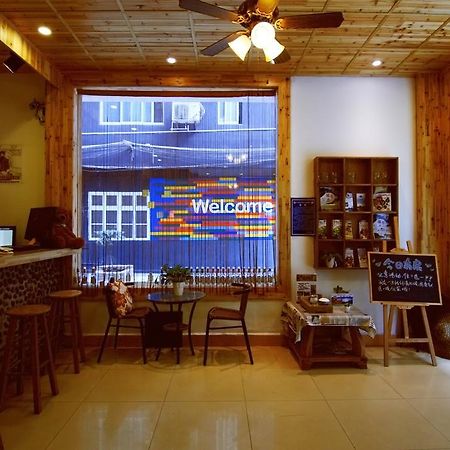 Lan Shan Chu Youth Hostel Yangshuo Εξωτερικό φωτογραφία