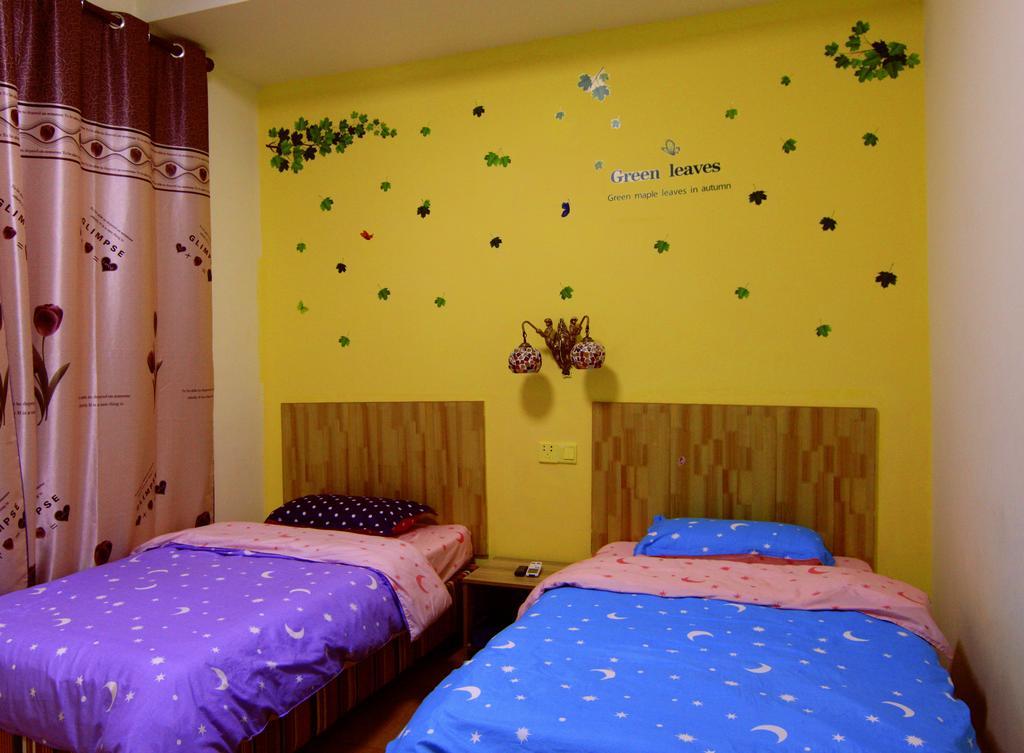 Lan Shan Chu Youth Hostel Yangshuo Δωμάτιο φωτογραφία