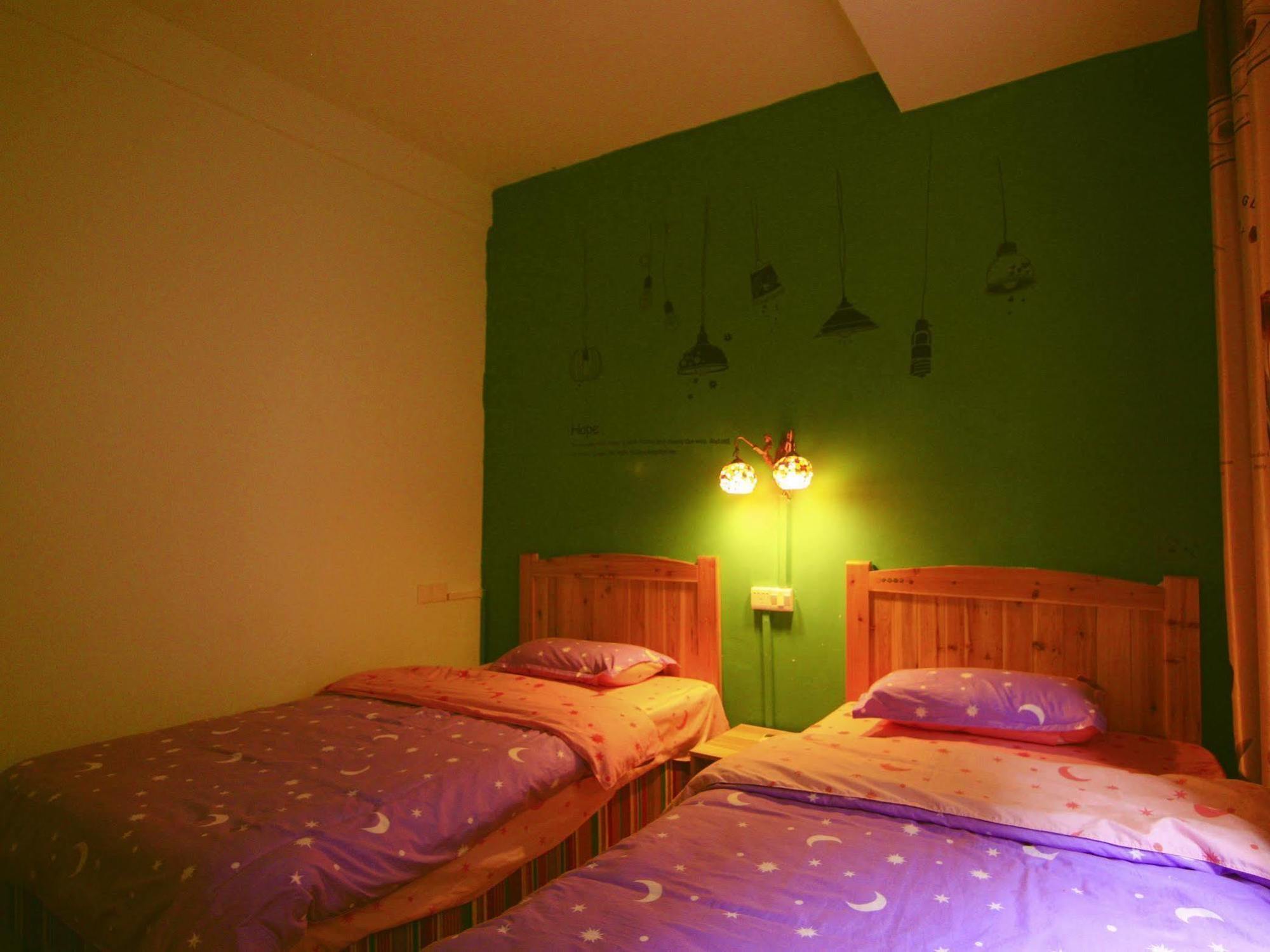 Lan Shan Chu Youth Hostel Yangshuo Εξωτερικό φωτογραφία